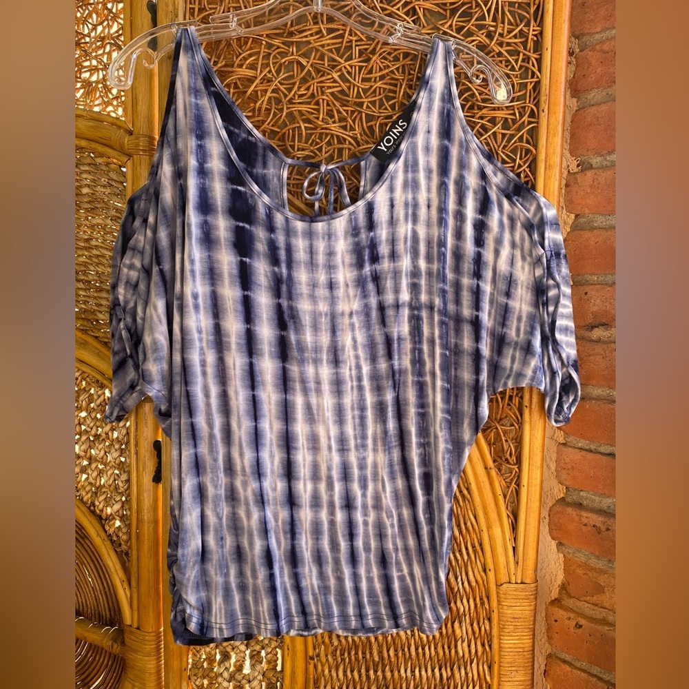 YOINS Blue Tie-Dye Cold Shoulder Blouse Keyhole Size Small